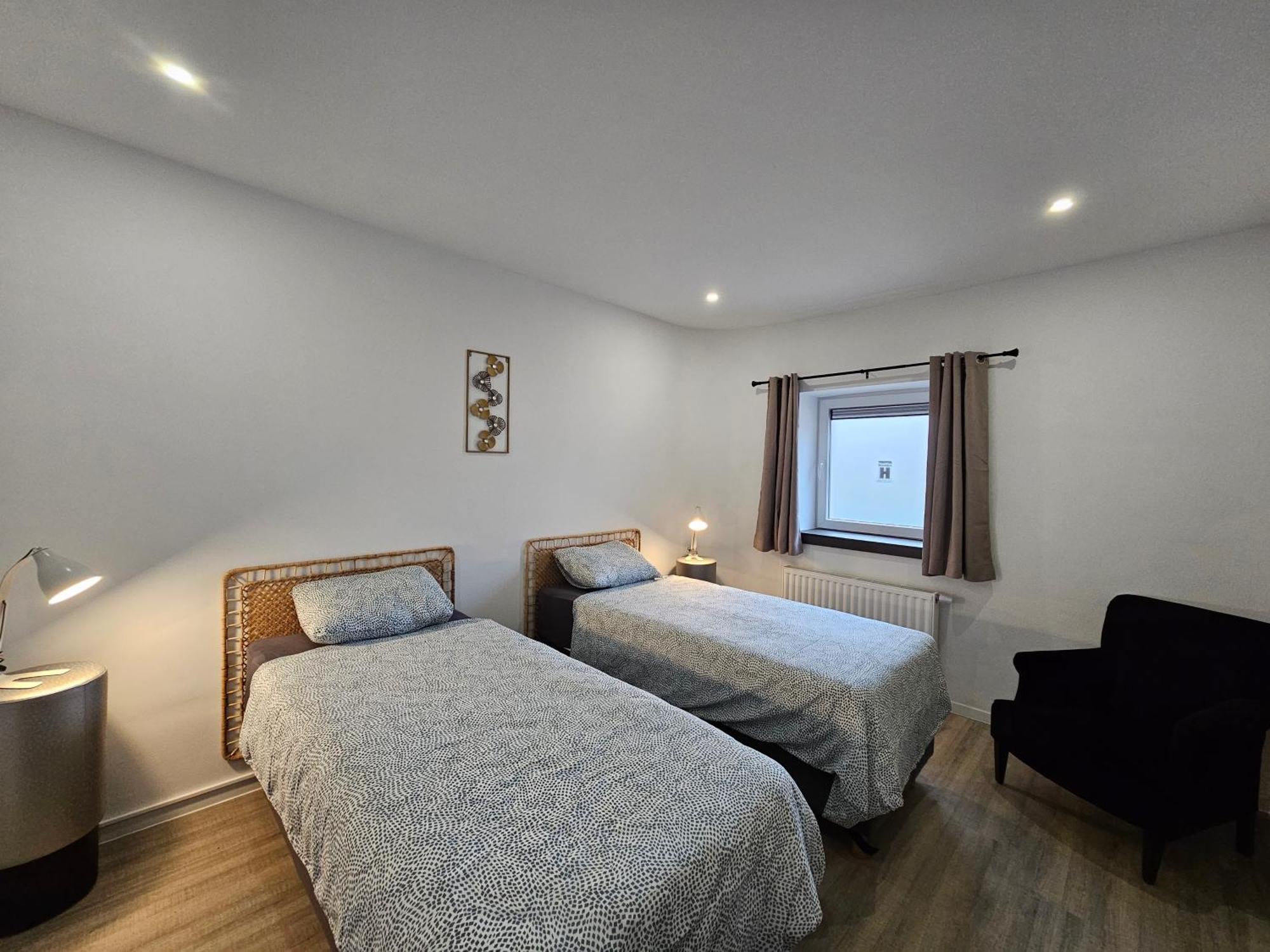 Appart'Hotel Trazegnies Courcelles Exteriör bild